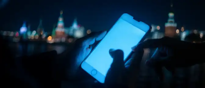 Цифровой пульс столицы: как москвичи живут в сети и почему боятся заменить людей роботами