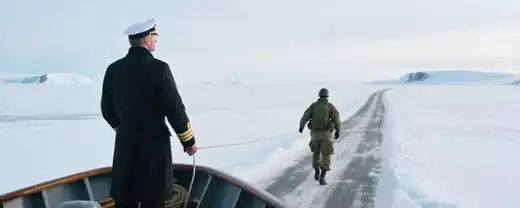 Капитан и Его Груз: Северный Поселок Поддерживает Военных