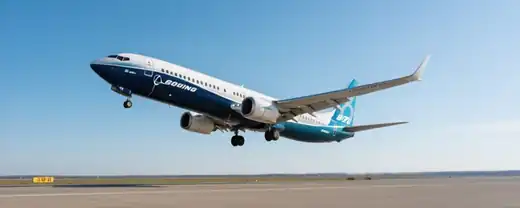 Без Casualties But Not Without Incident: Smartavia Flight Returns to Sochi After Distress Signal