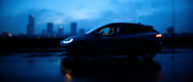 Российский рынок новых автомобилей показал стремительный рост популярности электрокаров и гибридных моделей за девять месяцев текущего года